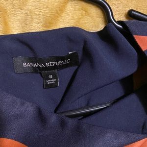 Banana Republic shirt rust orange and blue sz 8. Never worn